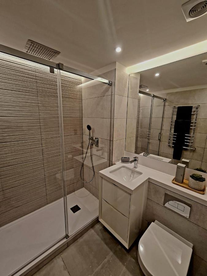 Luxury Apartment In Eurocity Gibraltar Eksteriør billede
