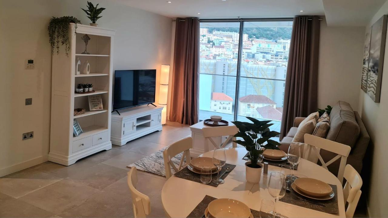 Luxury Apartment In Eurocity Gibraltar Eksteriør billede