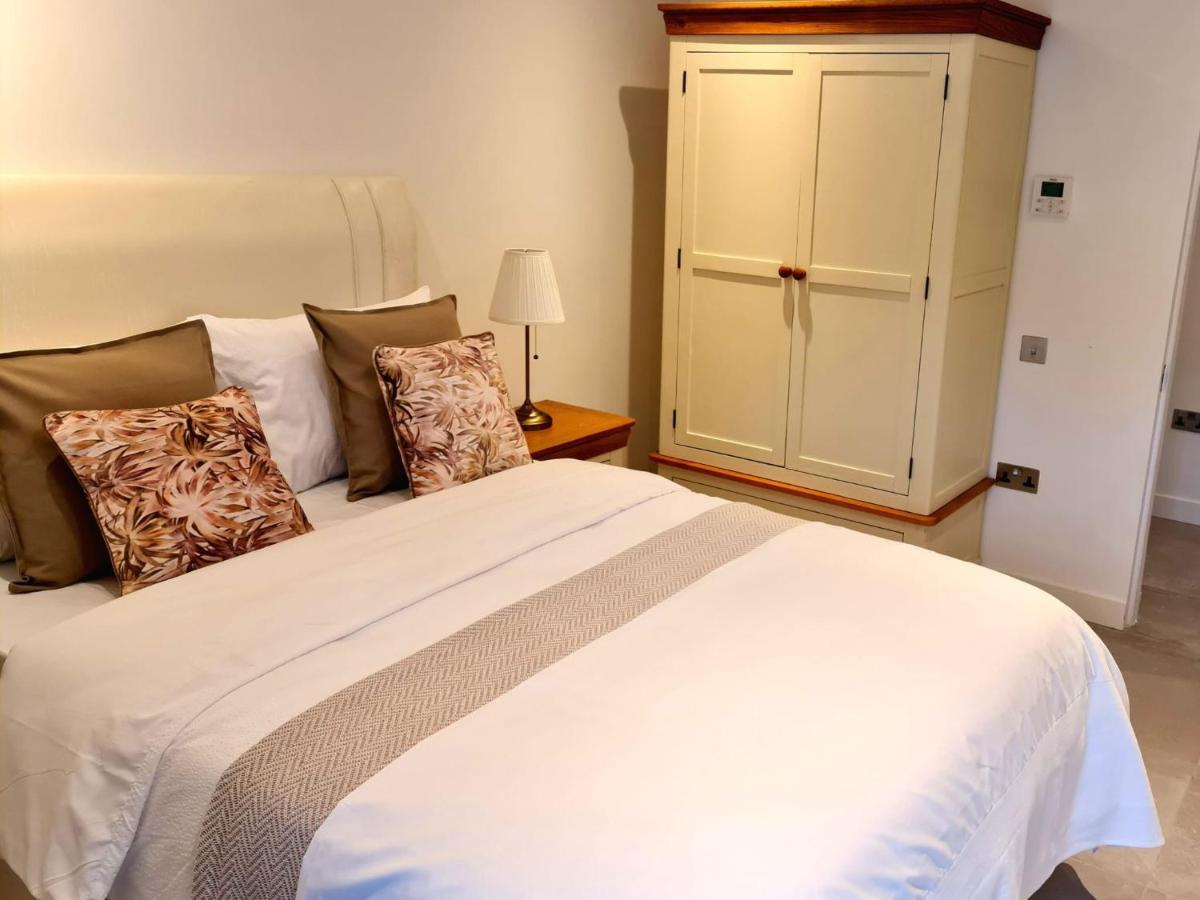 Luxury Apartment In Eurocity Gibraltar Eksteriør billede